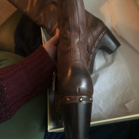 🤎 Beautiful Brown, Fur-lined, SpringStep Boots 🤎 - Picture 14 of 15